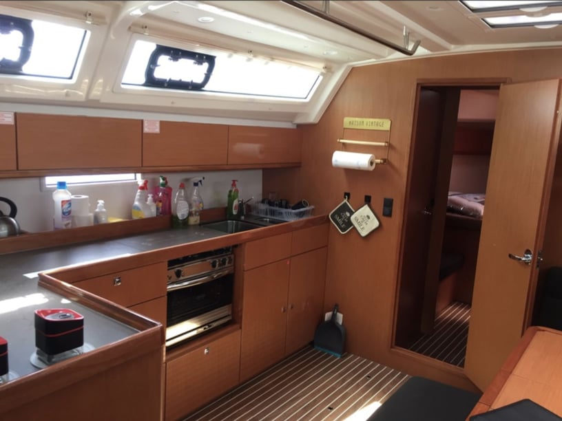 Skíathos Velero Cabina 4  10  literas 10  invitados 14.27 m Número de anuncio: #14317 2