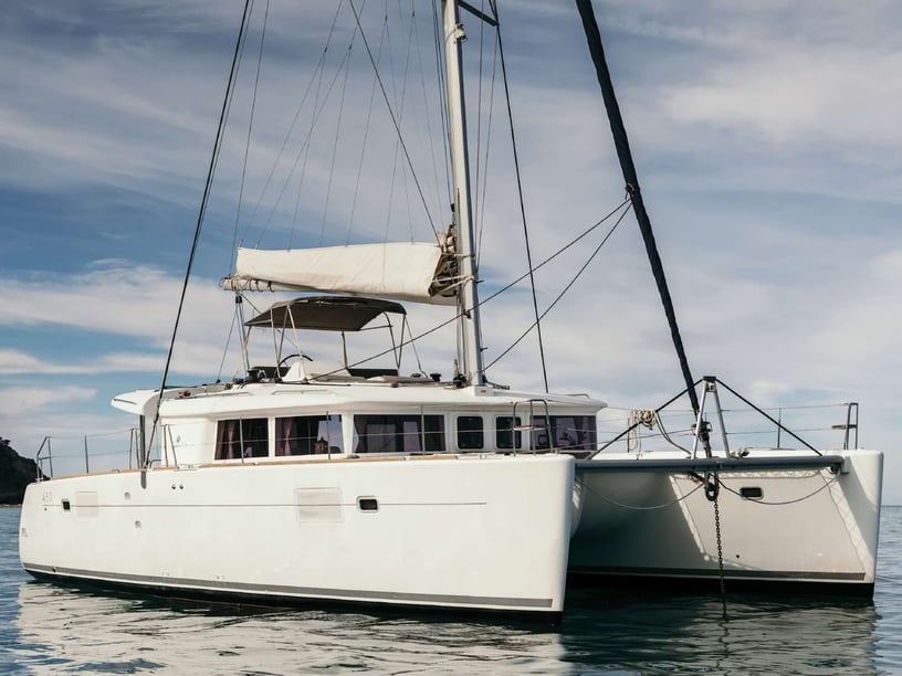 Capo d'Orlando Catamaran Cabine 6  12  slaapplaatsen 12  gasten 13.96 m Lijstnummer: #14426