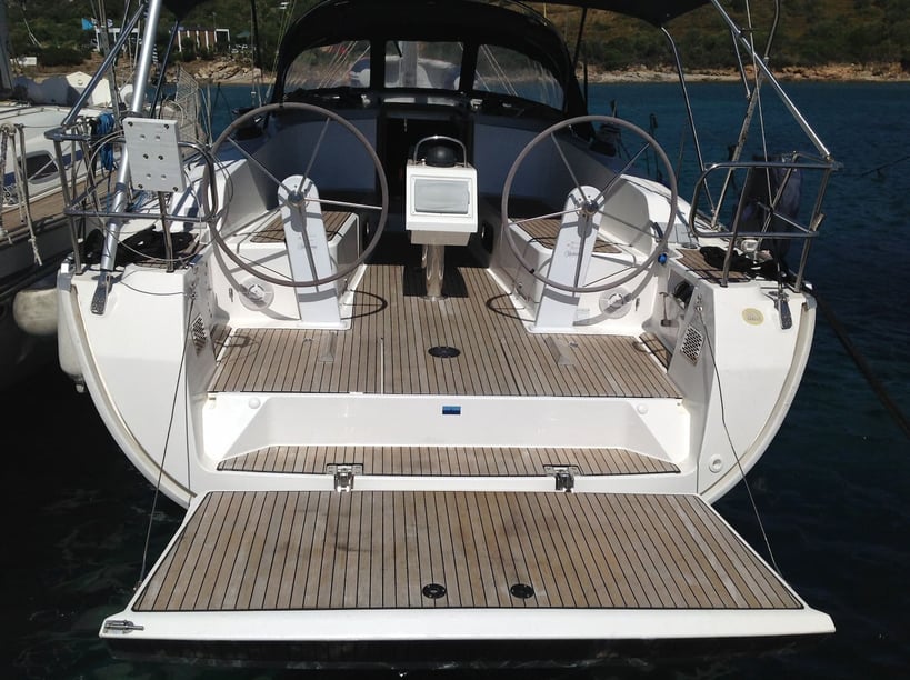 Portisco Sailboat 3 cabin 7 berths 7 guests 12.35 m Listing Number: #1444 3