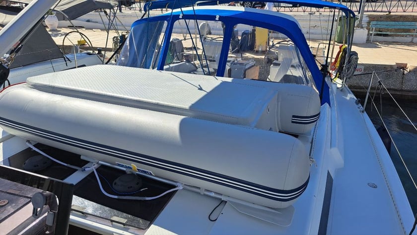 Lavrion Voilier Cabine 4  Couchettes 10  Invités 10  13.95 m Numéro de l'annonce: #14443 4