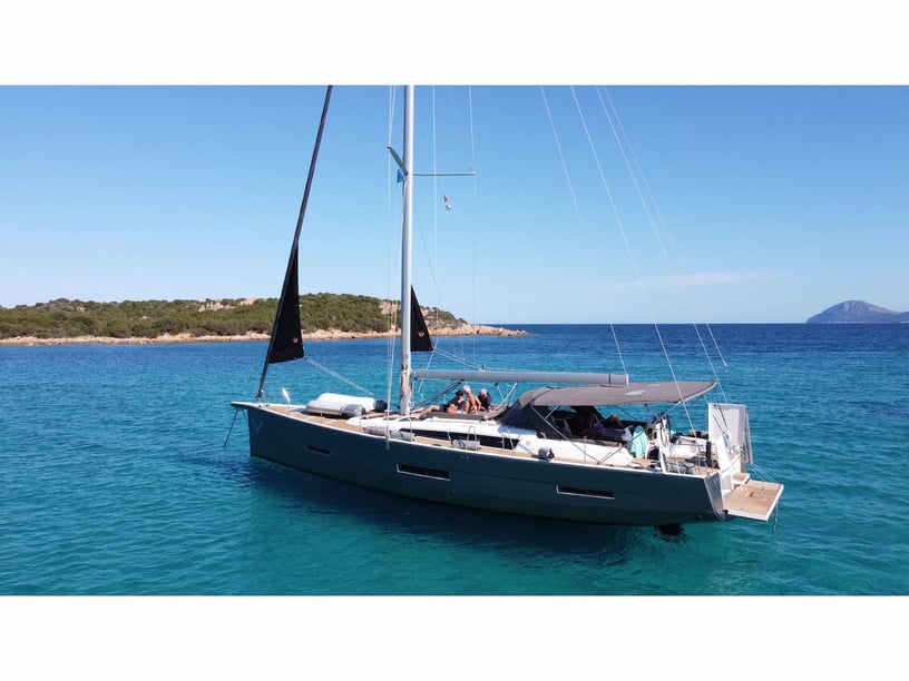 Porto Rotondo Sailboat 6 cabin 11 berths 11 guests 17.15 m Listing Number: #14489