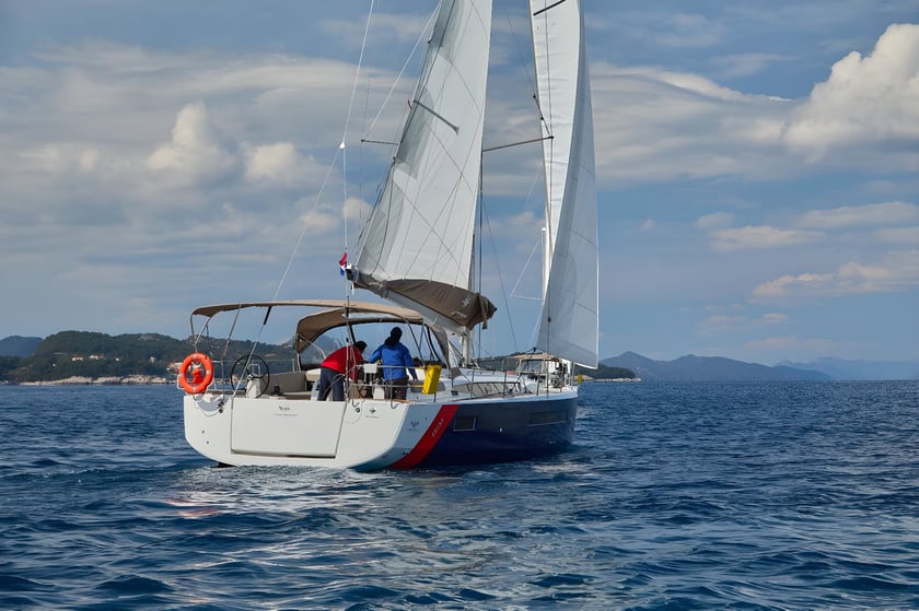 Primošten Barca a vela cabina 5  cuccette 10  10  ospiti 14.42 m Numero dell'inserzione: #14494