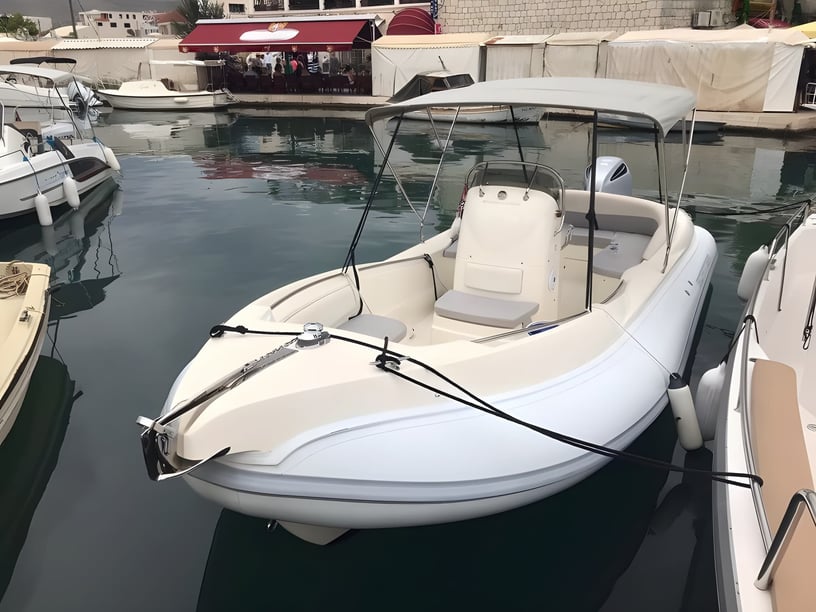 Trogir Motorboot   12 Gäste 7.07 m Nummer des Inserats: #145 2