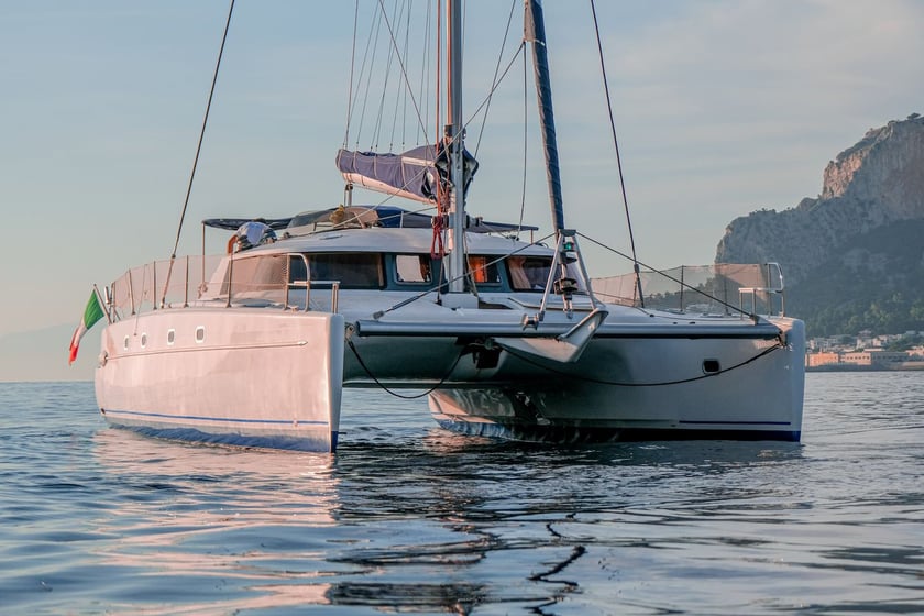 Palermo Catamaran 4 cabin 10 berths 10 guests 13 m Listing Number: #14510 5