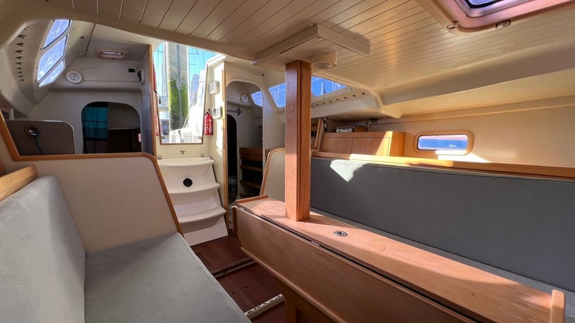 Arzon Zeilboot Cabine 2  6  slaapplaatsen 6  gasten 8.8 m Lijstnummer: #14516 3