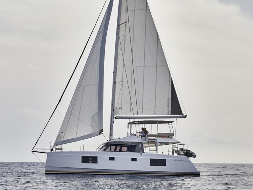 Furnari Catamaran 6 cabin 12 berths 12 guests 13.79 m Listing Number: #14552