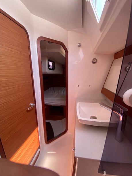 Milazzo Voilier Cabine 5  Couchettes 11  Invités 11  15.2 m Numéro de l'annonce: #14558 5