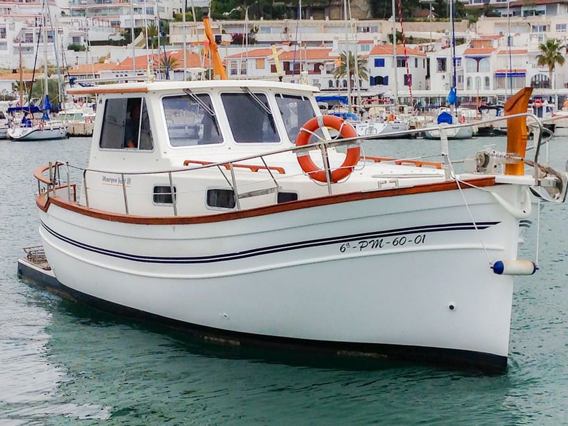 Sitges - Barcelona Motorboot Cabine 2  4  slaapplaatsen 4  gasten 10.45 m Lijstnummer: #14576
