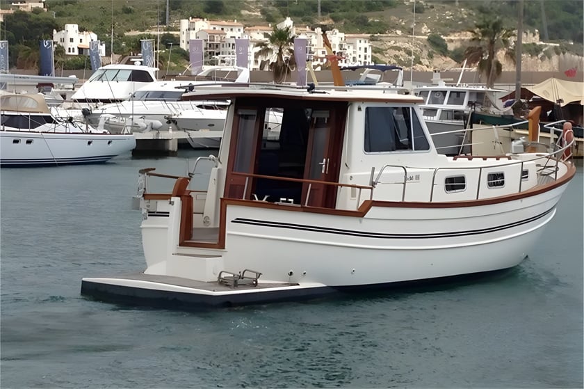 Sitges Motorboot Cabine 2  4  slaapplaatsen 10  gasten 10.5 m Lijstnummer: #14576 4