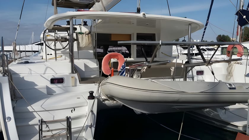 Lefkada Catamaran Cabine 6  10  slaapplaatsen 10  gasten 11.97 m Lijstnummer: #14618