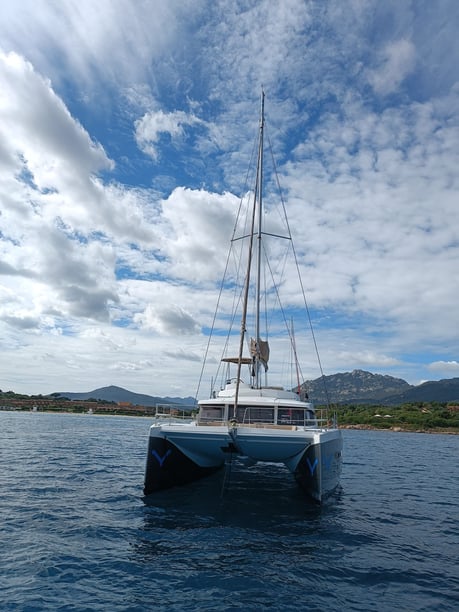 Porto Rotondo Catamaran Cabine 6  10  slaapplaatsen 12  gasten 13.2 m Lijstnummer: #14635 4