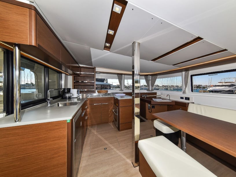 Sukošan Catamaran 6 cabin 12 berths 12 guests 13.99 m Listing Number: #14681 4