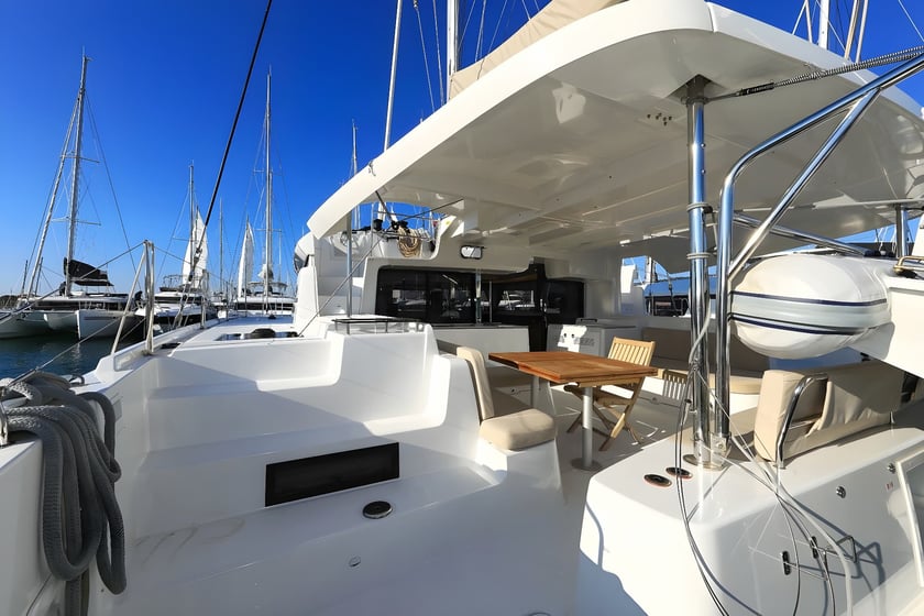 Sukošan Catamaran 6 cabin 12 berths 12 guests 13.99 m Listing Number: #14681 4