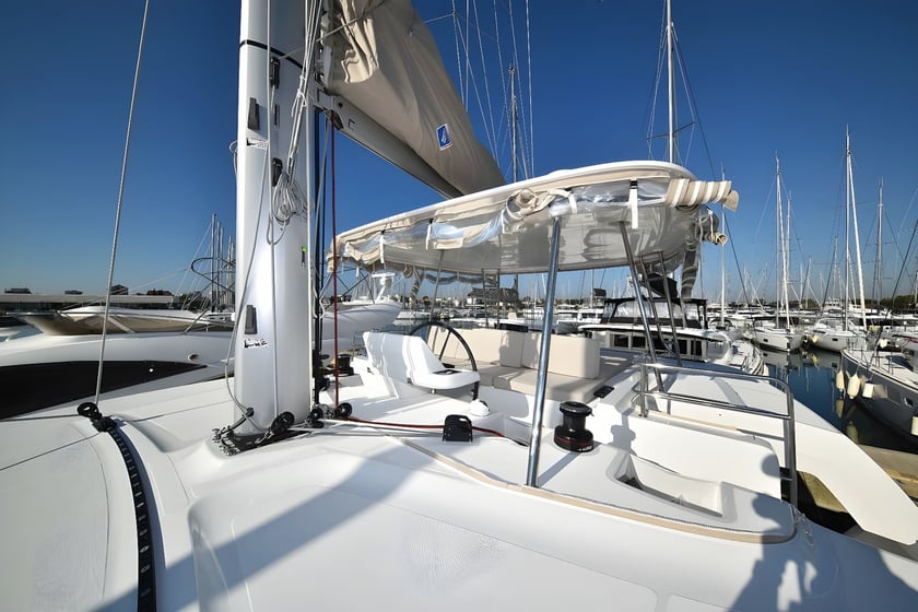 Sukošan Catamaran 7 cabin 14 berths 14 guests 14.75 m Listing Number: #14696 5