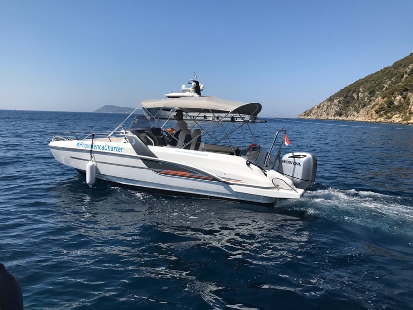 Trogir Bateau à moteur   Invités 10  7.62 m Numéro de l'annonce: #147 3