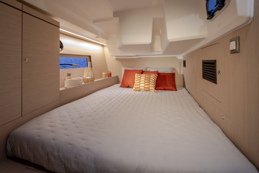 Road Town Voilier Cabine 3  Couchettes 8  Invités 8  14.6 m Numéro de l'annonce: #14769 4
