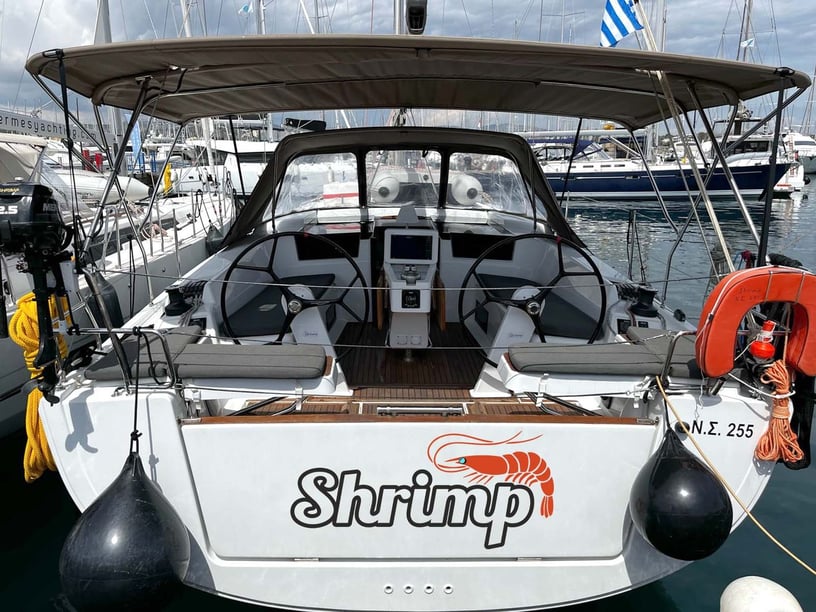 Lavrion Zeilboot Cabine 3  8  slaapplaatsen 8  gasten 12.4 m Lijstnummer: #14830 2