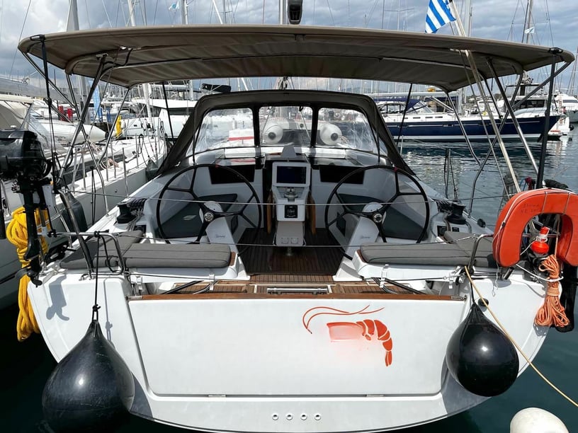 Lavrion Sailboat 3 cabin 8 berths 8 guests 12.4 m Listing Number: #14830