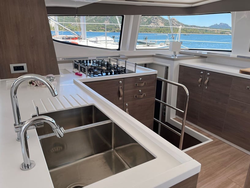 Marsala Catamaran Cabine 5  10  slaapplaatsen 10  gasten 14 m Lijstnummer: #14899 2