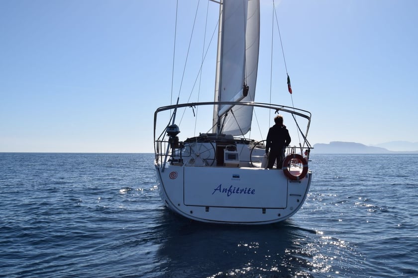 Marsala Zeilboot Cabine 4  10  slaapplaatsen 10  gasten 14 m Lijstnummer: #14928 5