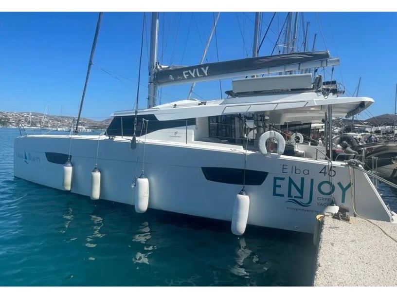 Paros Catamaran 6 cabin 12 berths 12 guests 13.45 m Listing Number: #14984