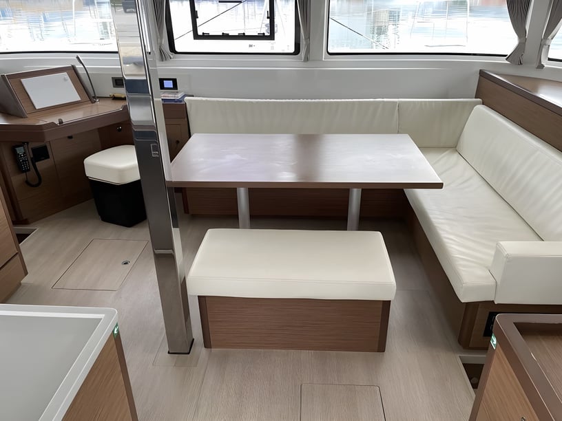 Volos Catamaran 5 cabin 11 berths 11 guests 13.99 m Listing Number: #15049 4