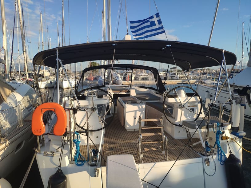 Preveza Yelkenli 2 kabin Konaklama 4 kişi Seyir 4 kişi 14.98 m İlan No: #15061