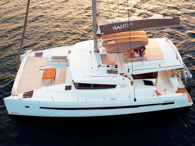 Salerno Catamaran 4 cabin 11 berths 8 guests 16.8 m Listing Number: #15320