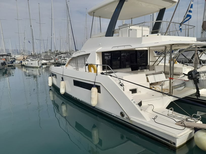 Gouvia Catamarano cabina 4  cuccette 8  8  ospiti 13 m Numero dell'inserzione: #15324