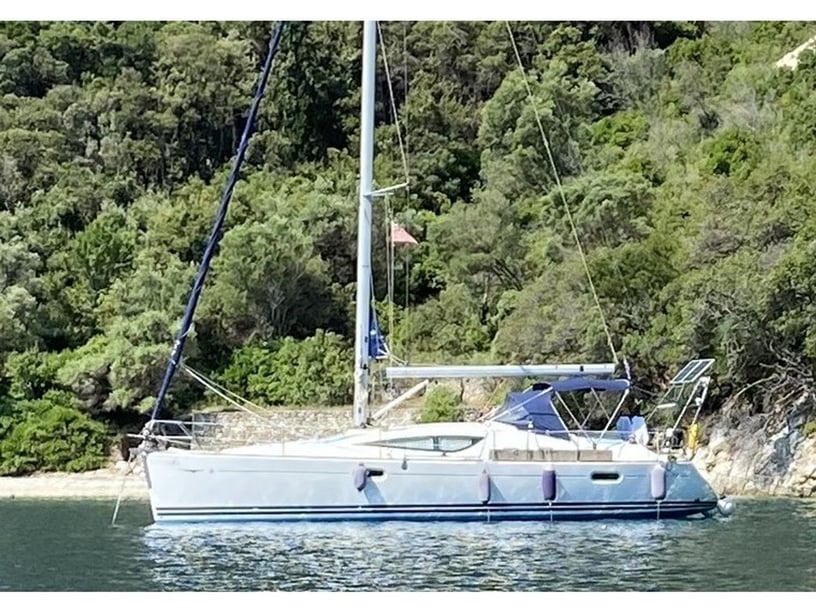 Palairos Voilier Cabine 2  Couchettes 6  Invités 6  11.86 m Numéro de l'annonce: #15347