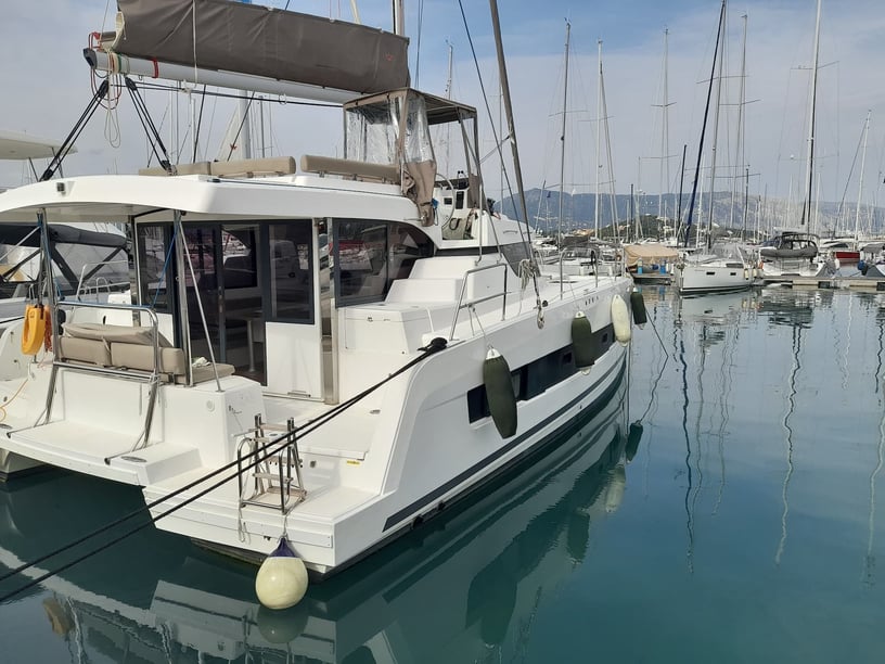 Prévéza Catamaran Cabine 4  Couchettes 10  Invités 10  12.31 m Numéro de l'annonce: #15410 3