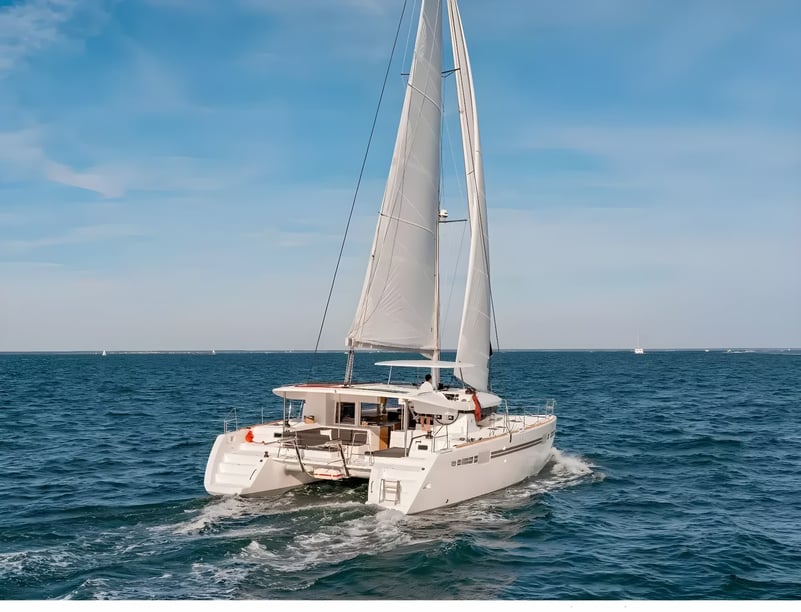 Mahé, Victoria Catamaran Cabine 6  Couchettes 10  Invités 10  13.96 m Numéro de l'annonce: #15433