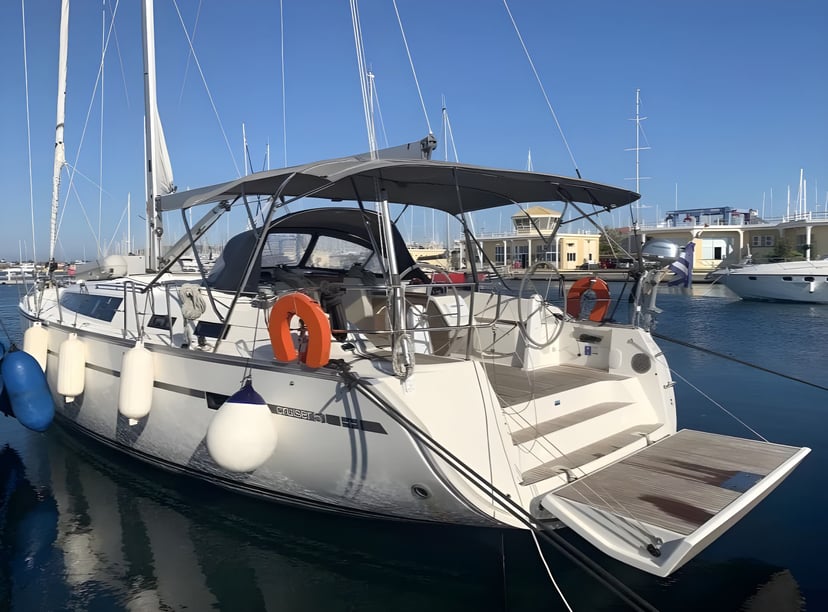 Athènes Voilier Cabine 5  Couchettes 10  Invités 10  15.6 m Numéro de l'annonce: #15444 3