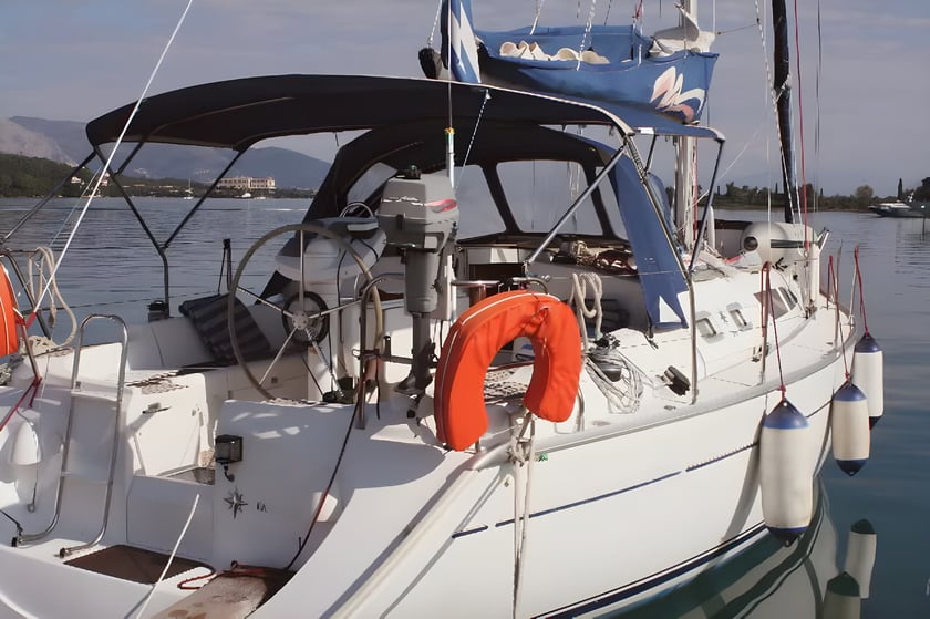 Lefkada Barca a vela cabina 3  cuccette 6  6  ospiti 11.47 m Numero dell'inserzione: #15470