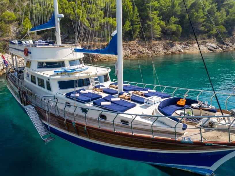 Split Gulet 5 cabin 10 berths 10 guests 40 m Listing Number: #15538