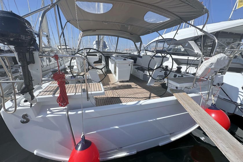 Can Pastilla Sailboat 4 cabin 10 berths 10 guests 14.6 m Listing Number: #15624 3