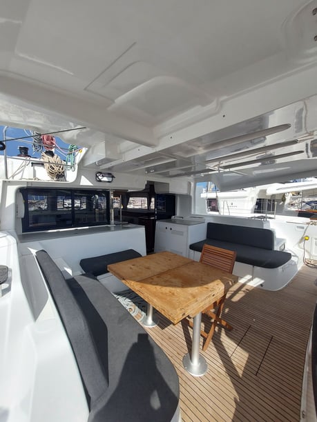 Can Pastilla Catamaran 6 cabin 12 berths 12 guests 13.99 m Listing Number: #15652 5