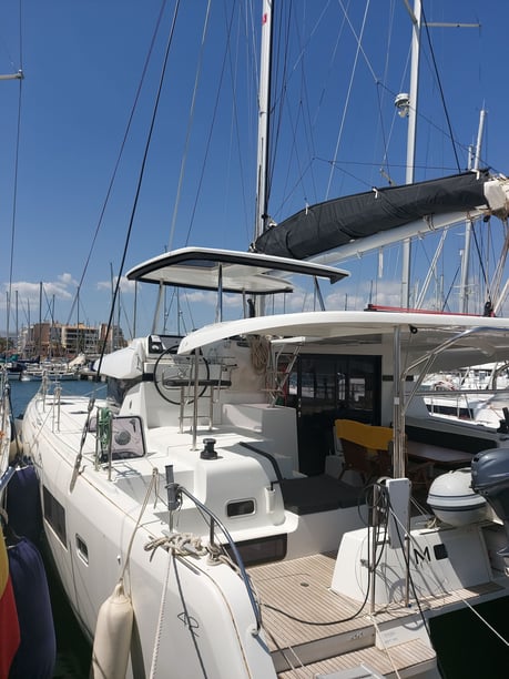 Can Pastilla Catamaran 6 cabin 12 berths 12 guests 12.8 m Listing Number: #15655 3