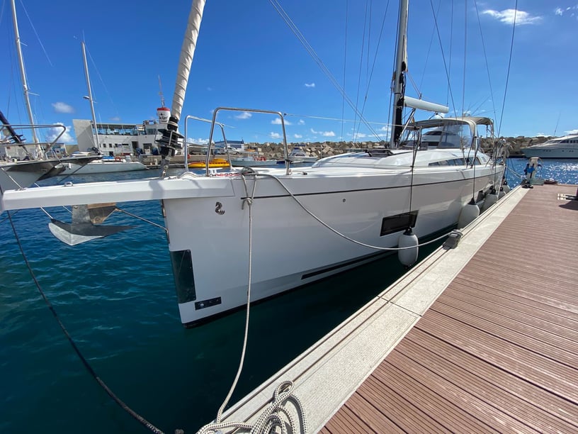 Ibiza Voilier Cabine 5  Couchettes 12  Invités 12  14.6 m Numéro de l'annonce: #15658 5