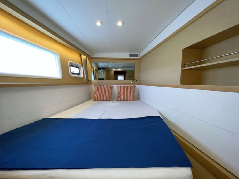 Cienfuegos Catamaran 6 cabin 10 berths 12 guests 13.96 m Listing Number: #15678 3