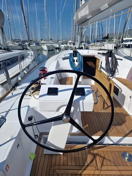 Kaštel Gomilica Barca a vela cabina 4  cuccette 10  10  ospiti 14.14 m Numero dell'inserzione: #15680 5