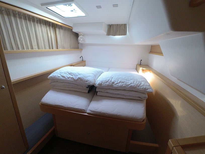 Kaštel Gomilica Katamaran 4 kabin Konaklama 8 kişi Seyir 10 kişi 13.96 m İlan No: #15700 5