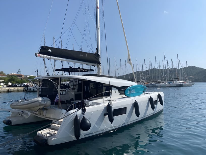 Skiathos Catamarano cabina 6  cuccette 10  10  ospiti 12.8 m Numero dell'inserzione: #15724 4