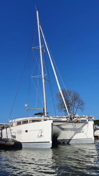 Hyères Catamarano cabina 5  cuccette 10  10  ospiti 11.97 m Numero dell'inserzione: #15731