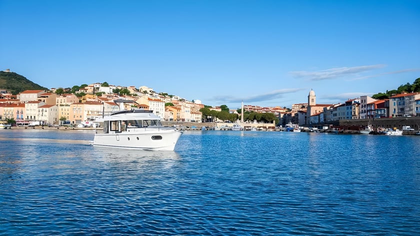 Biograd Bateau à moteur Cabine 3  Couchettes 6  Invités 6  13.43 m Numéro de l'annonce: #15776 5