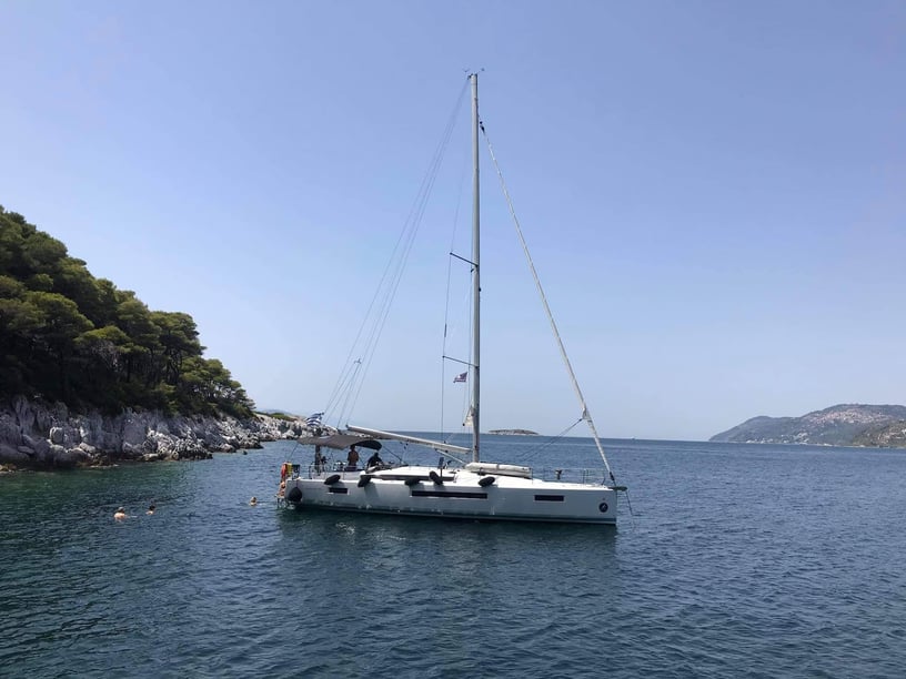 Skiathos Sailboat 6 cabin 12 berths 12 guests 14.93 m Listing Number: #15778 3