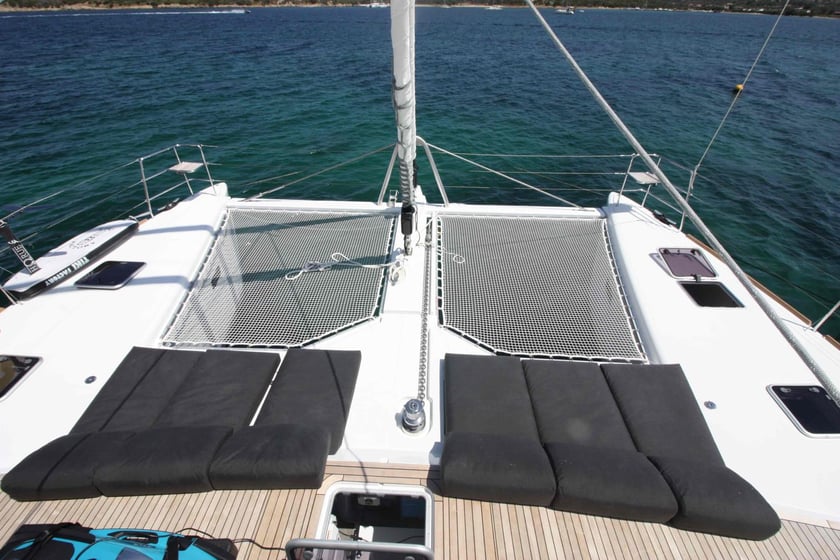 Portisco Catamaran 5 cabin 10 berths 10 guests 18.9 m Listing Number: #15789 3