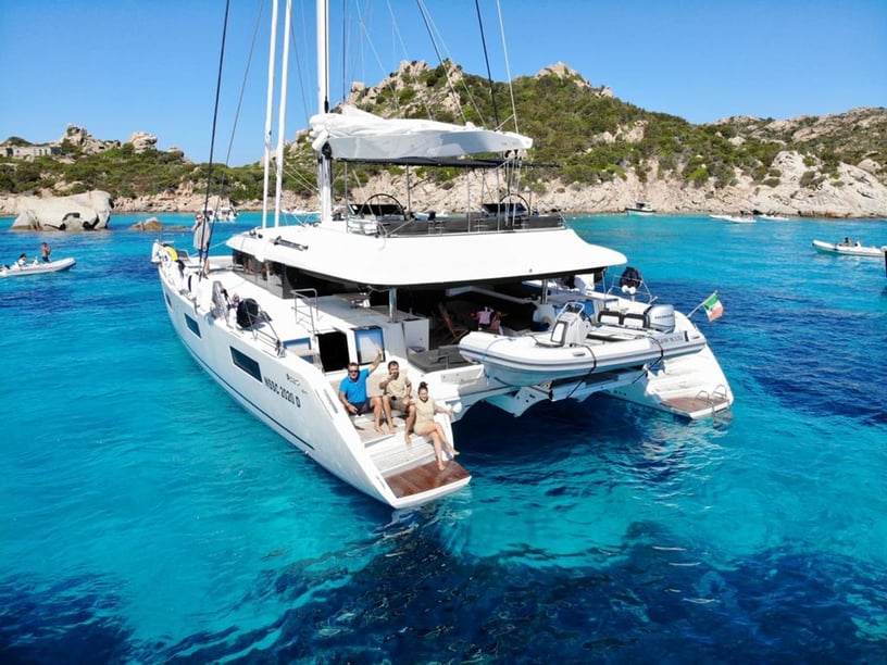 Portisco Catamaran 5 cabin 10 berths 10 guests 18.9 m Listing Number: #15789