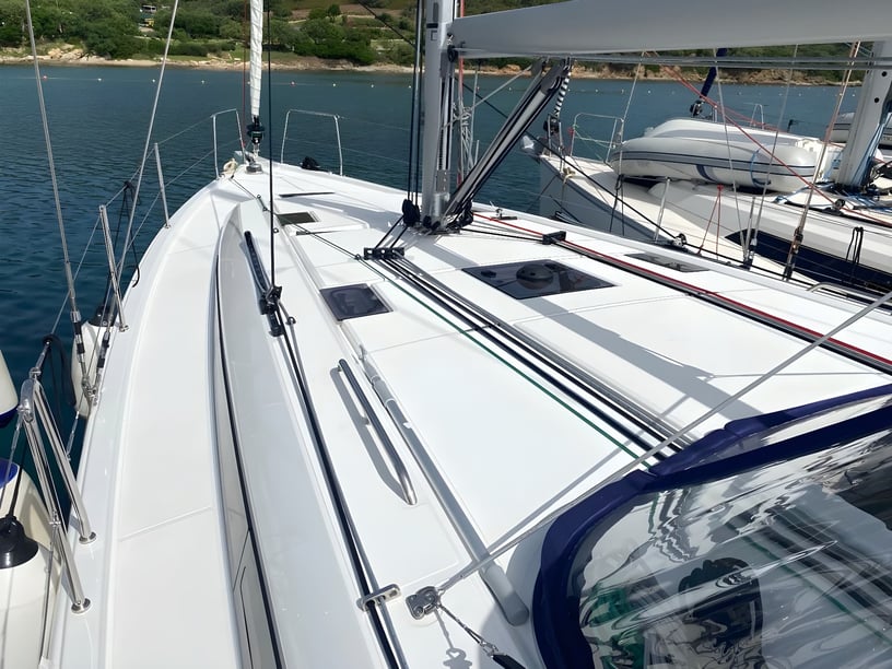 Portisco Sailboat 4 cabin 10 berths 10 guests 12.43 m Listing Number: #15800 4