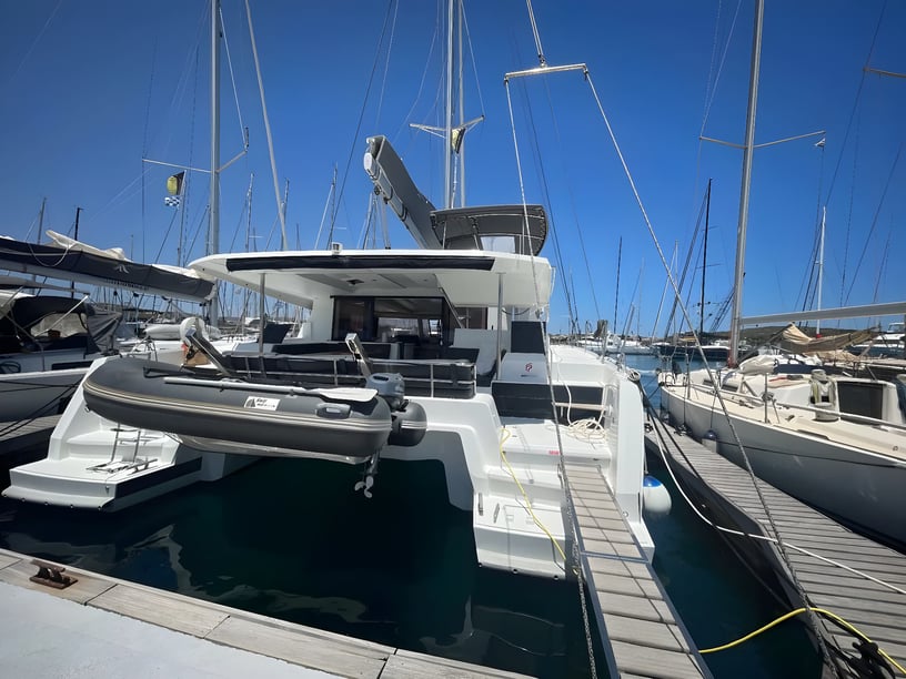 Lavrion Katamaran 5 kabin Konaklama 11 kişi Seyir 11 kişi 12.58 m İlan No: #15813